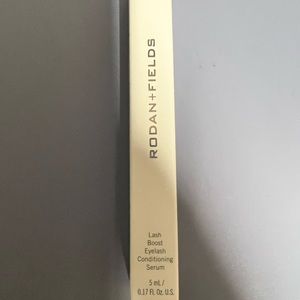 Rodan & Fields Lash Boost